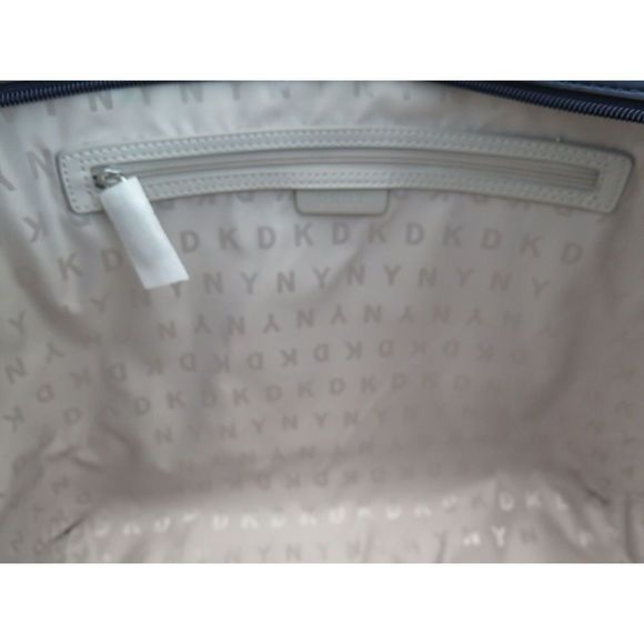 DKNY R21AAQ04 Women's Large Navy Blue w/Stripes Bradee Tote w/Card Pouch $228 - Picture 10 of 12